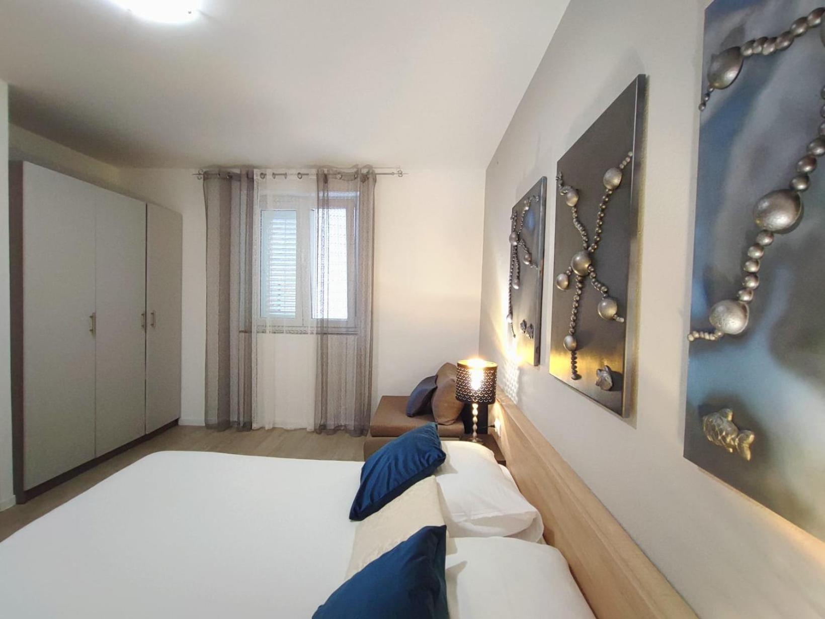 Apartments Gavran 2. Baska Voda Room photo